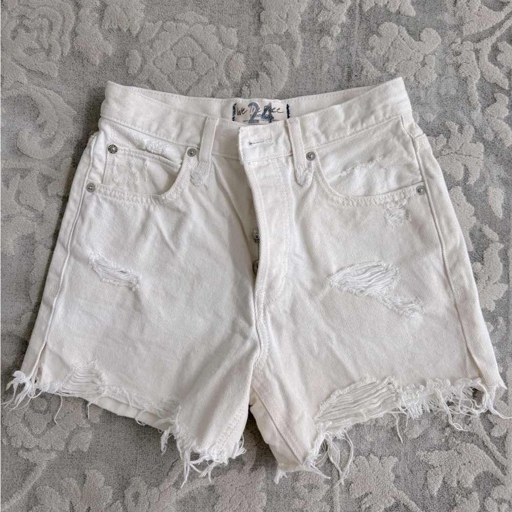 Free People - We the Free Size 24 White high-waisted denim shorts
